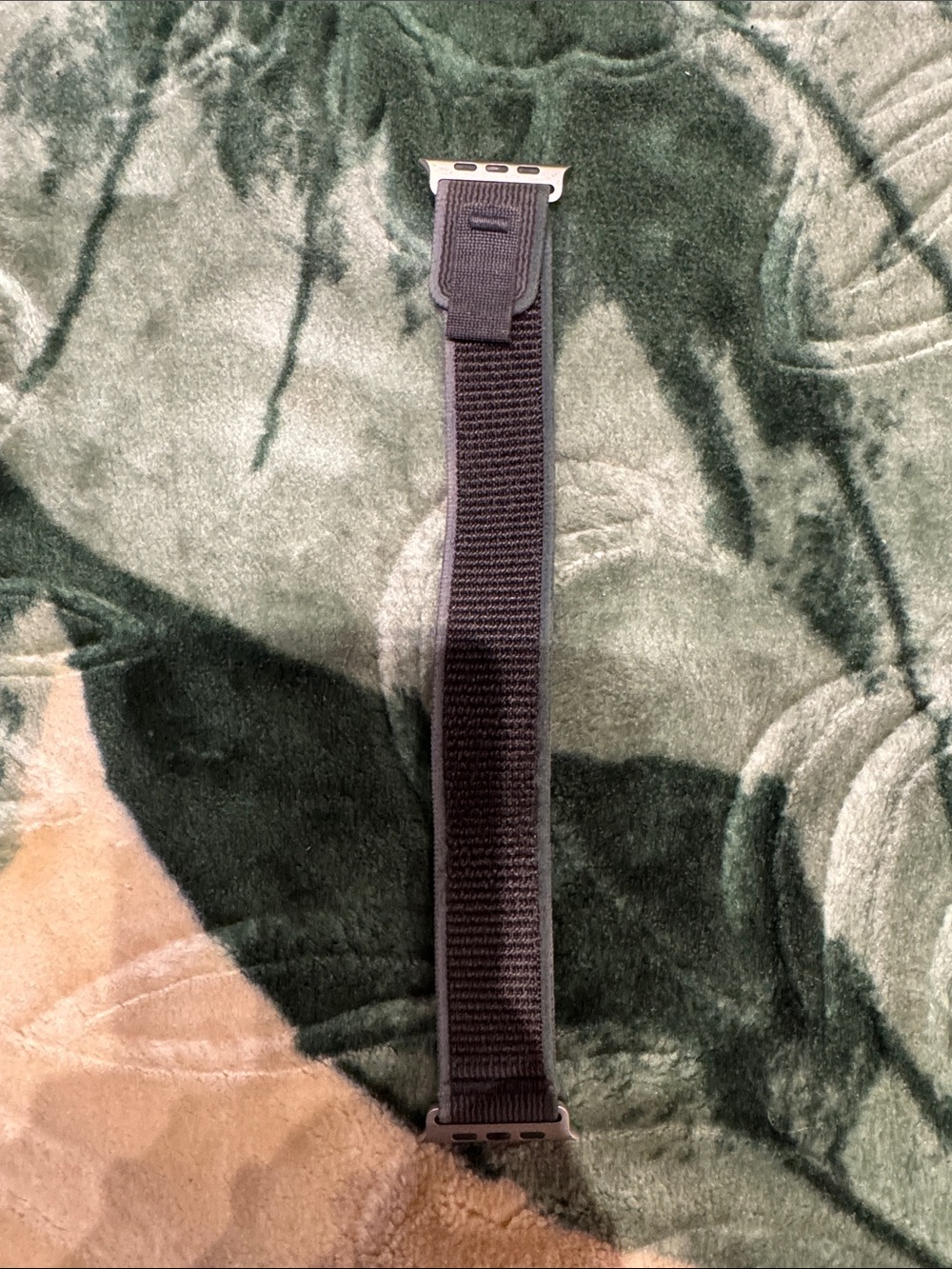 Apple Black Nylon Loop Watch Band